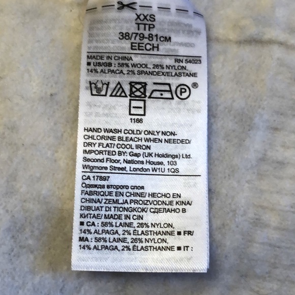 Banana Republic Aire Split Point Cardigan - Picture 3 of 9